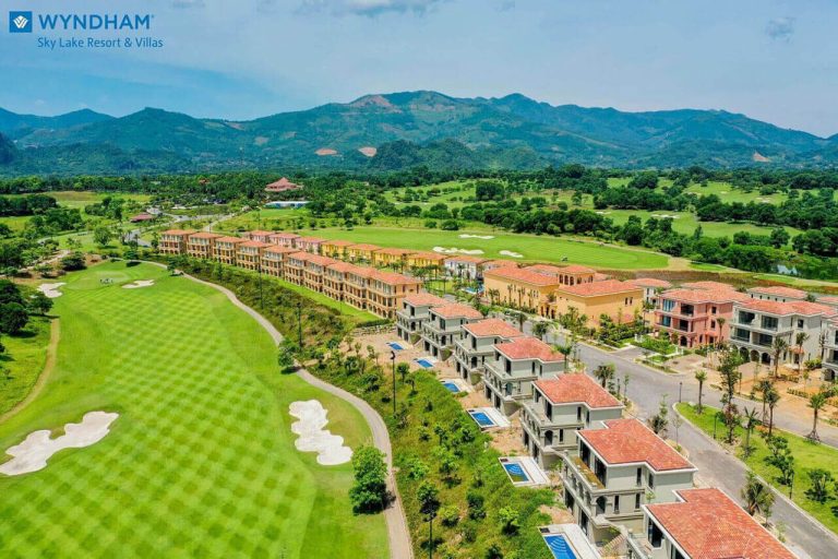 Biệt thự nghỉ dưỡng trong sân Golf đáng giá như thế nào?