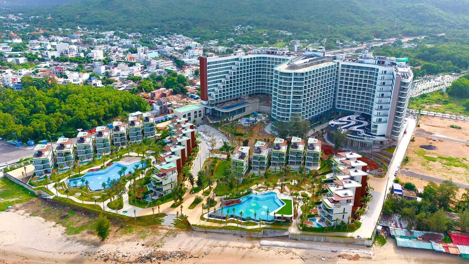 Charm Long Hải Resort