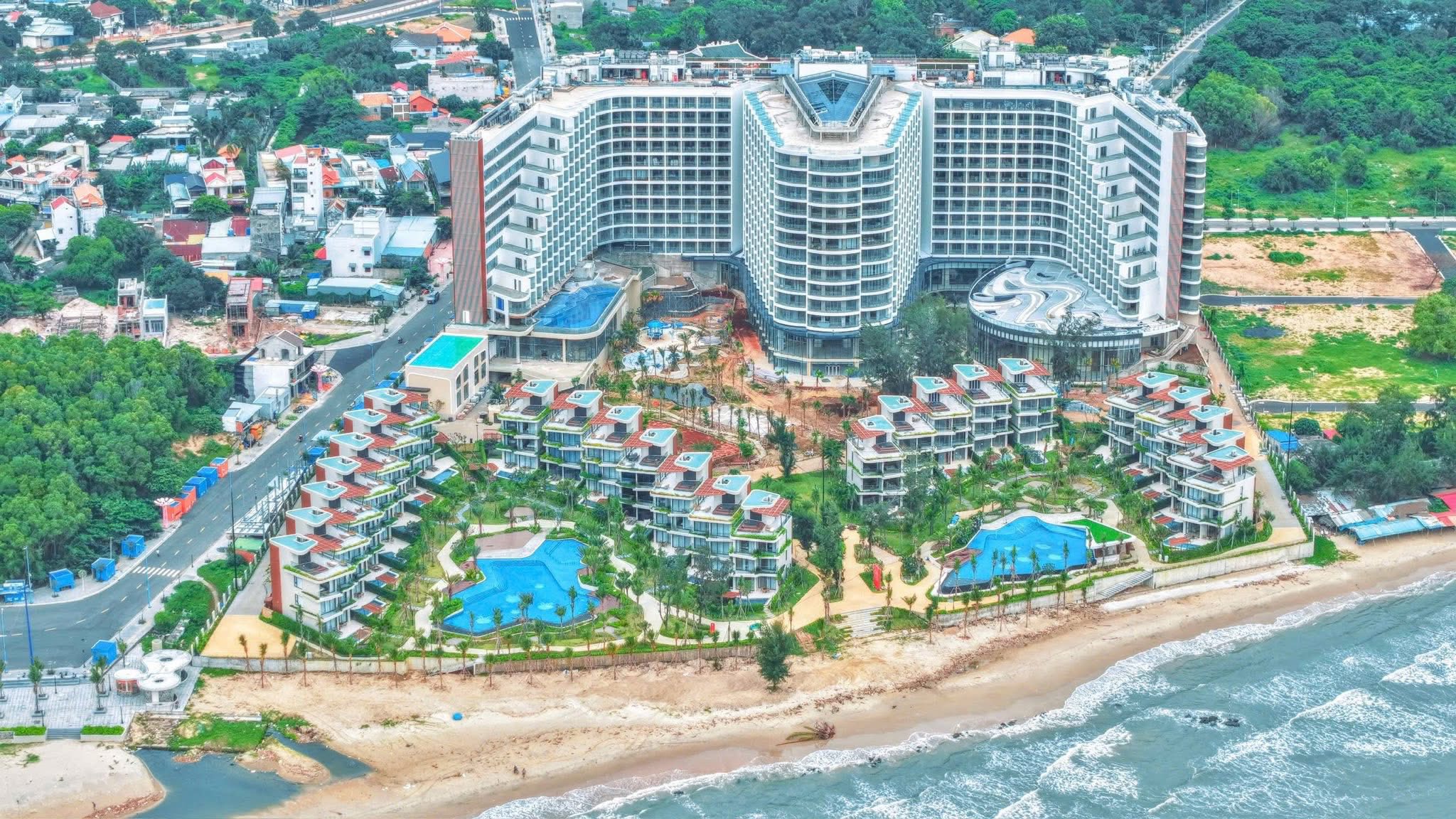 Charm Resort Long Hải