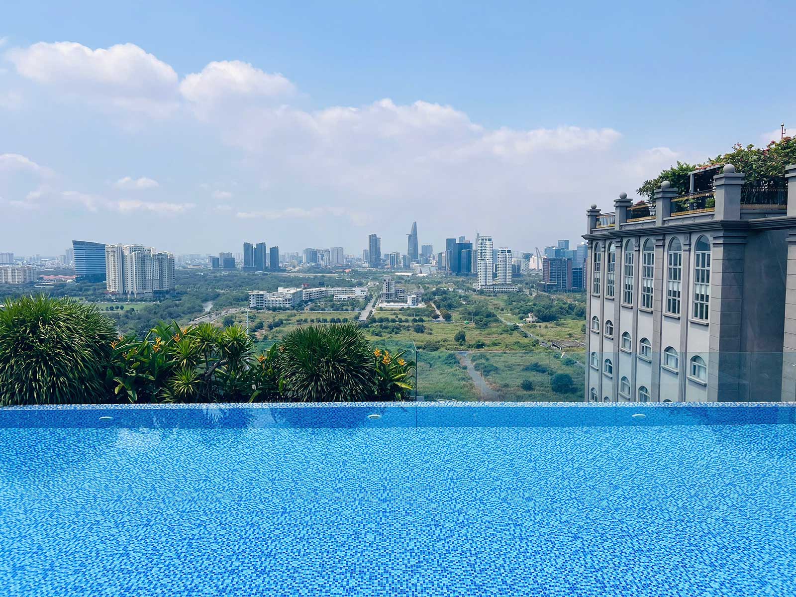 Căn hộ Paris Hoàng Kim