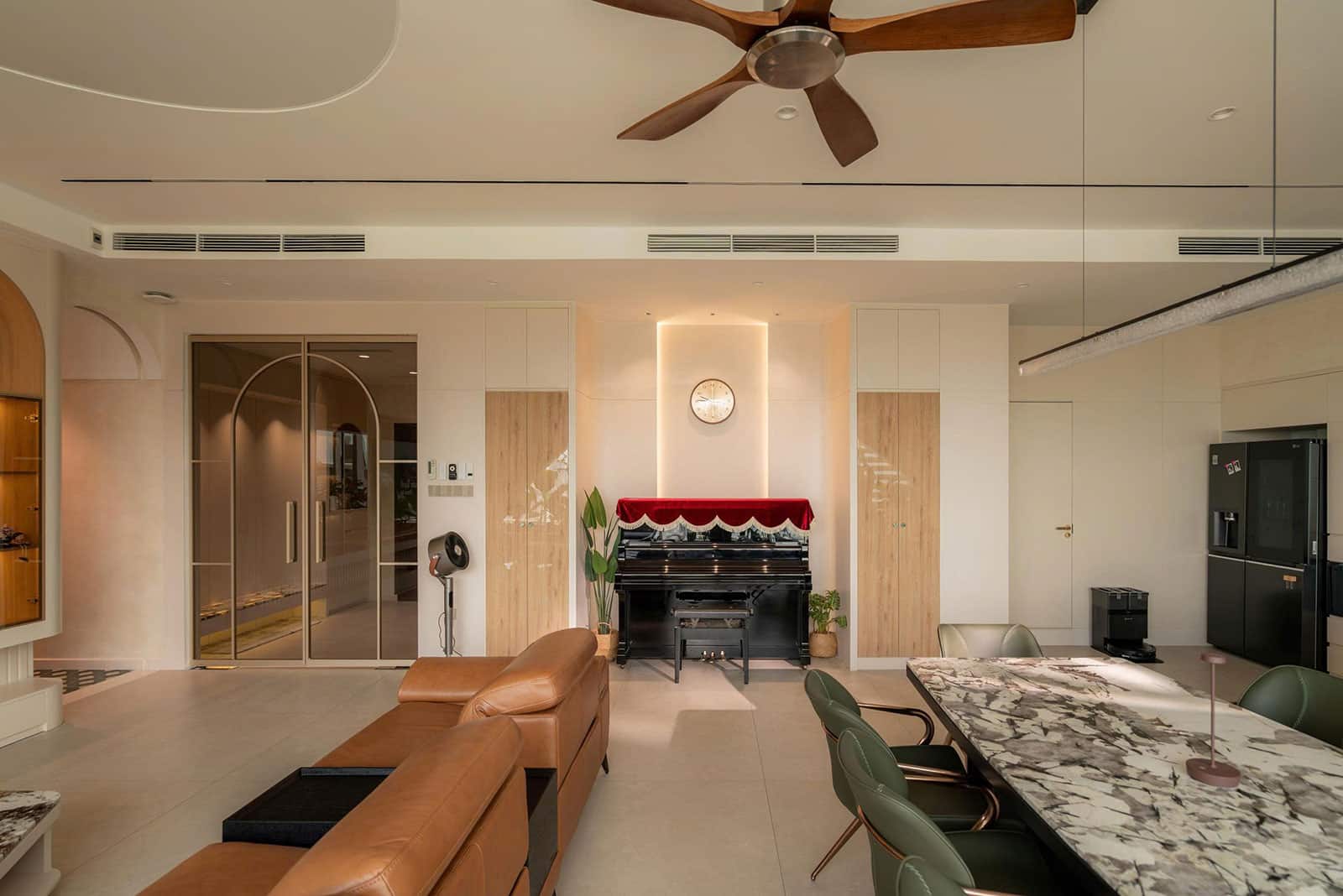 Căn Penthouse Leman Luxury mặt tiền đường Nguyễn đình chiểu - Trương Định